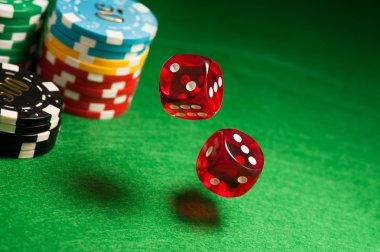 Live blackjack dealer at 15tahun slot studio